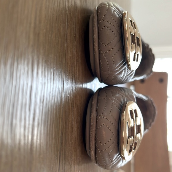 Tory Burch Women’s Ballet Flats - Picture 4 of 6